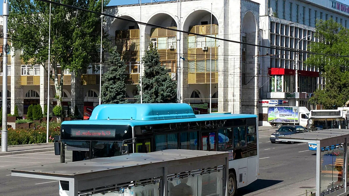 Городская улица Бишкека